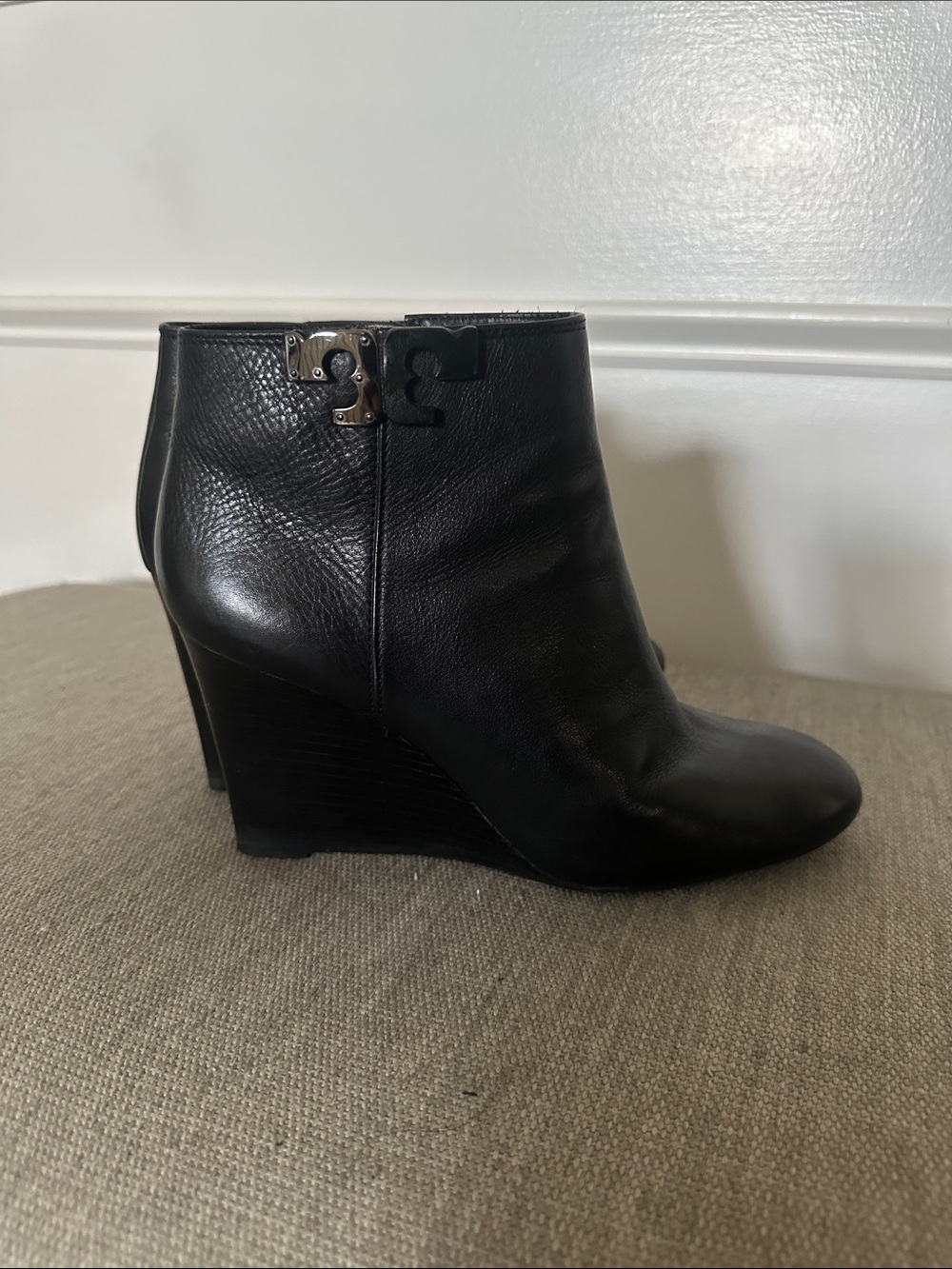 Tory Burch black wedge ankle boots size 8.5